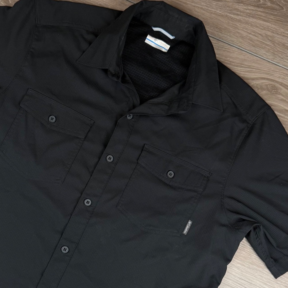 Columbia Mens Silver Ridge Short Sleeve Fishing Shirt Black Medium 1571461-011-M